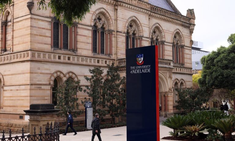 Đại học Adelaide_1