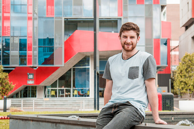 dai hoc Swinburne Uc 0123