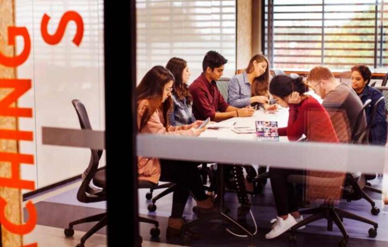 dai hoc Western Sydney122