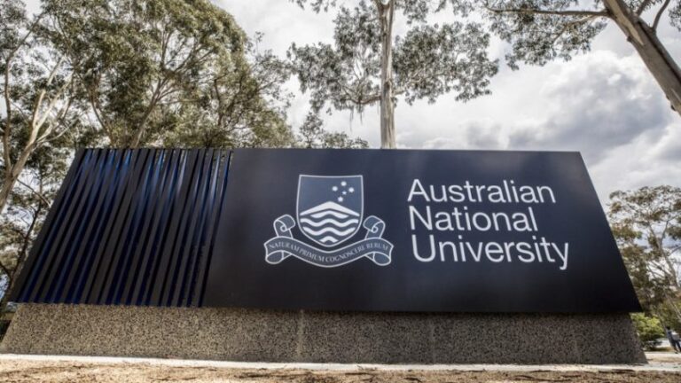 dai hoc quoc gia Uc