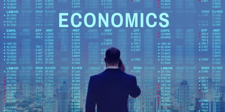 du hoc nganh kinh te 2