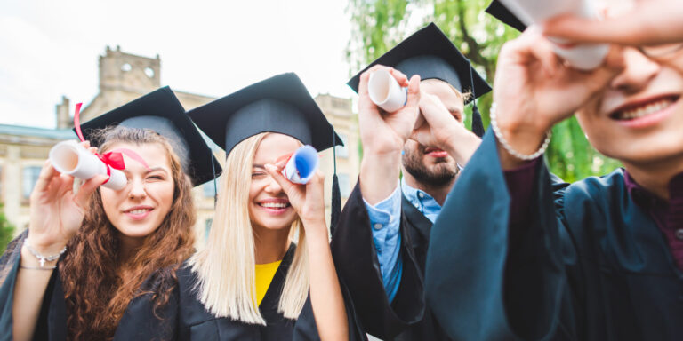 hoc bong chinh phu Uc 13