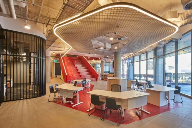 Đại học Tây Sydney2