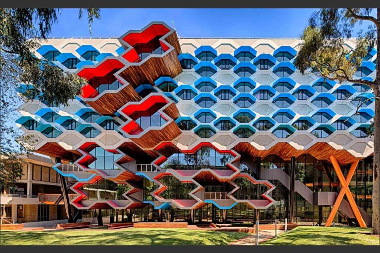 Trường La Trobe Úc 1