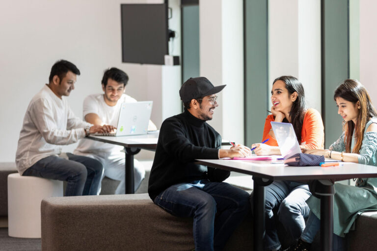 Trường La Trobe Úc 4