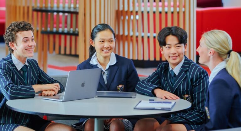 A St Leonard’s College 2