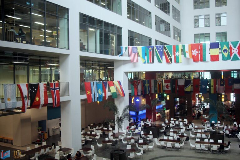 bằng kép ở malay 23