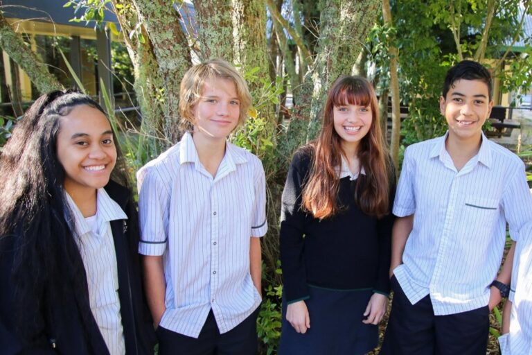 Khám phá trường cấp 3 Green Bay High School tại Auckland, New Zealand 4