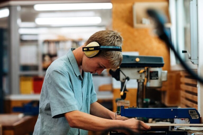 Trường Middleton Grange 3