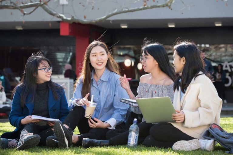 Học bổng La Trobe 2026 7