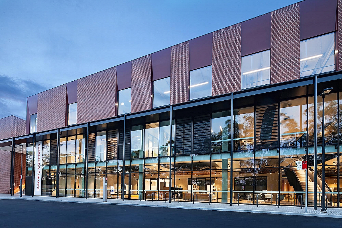 Đại học Charles Sturt_3