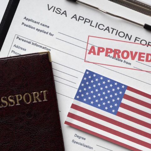 Visa du học Mỹ được tái mở cấp 6